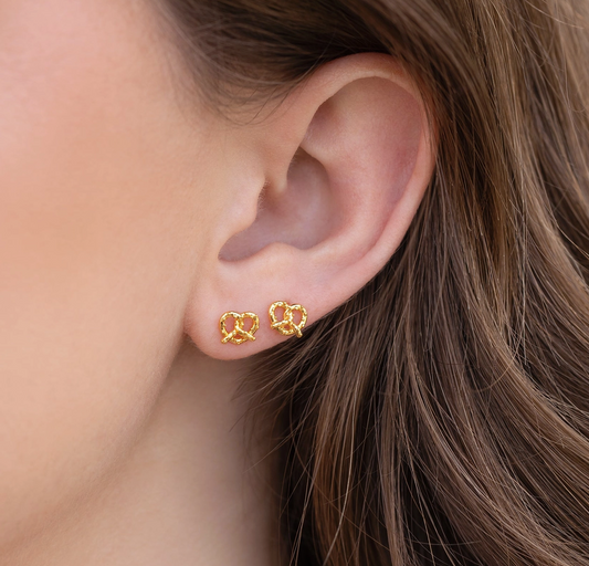 Pretzel Studs