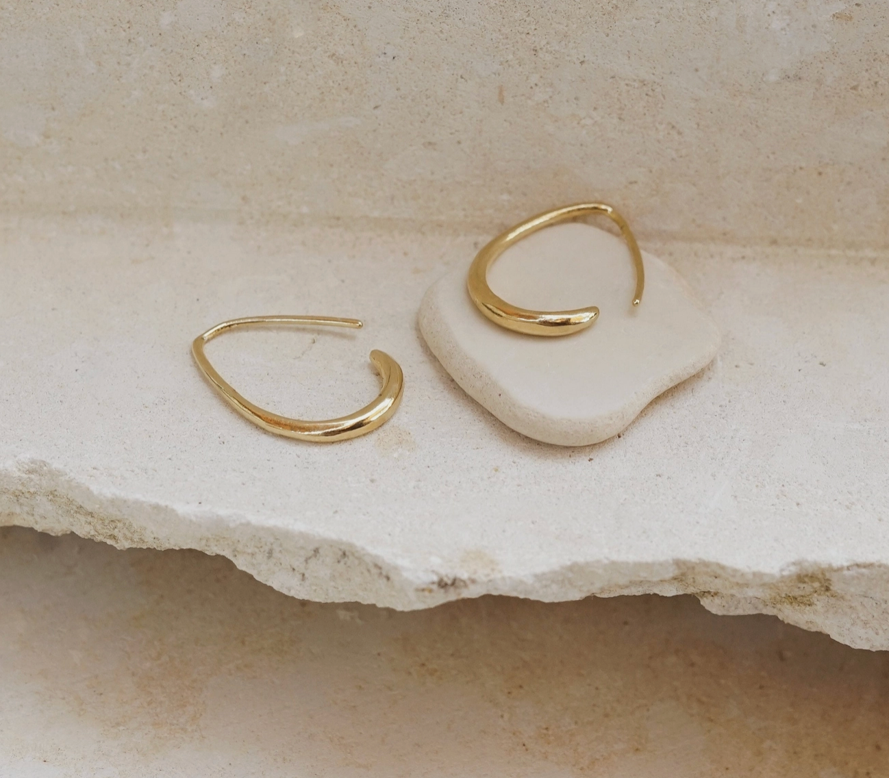 Susa Hoop Earrings