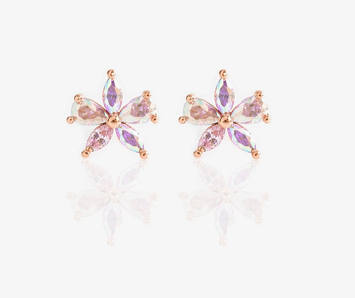 Gardenia Studs
