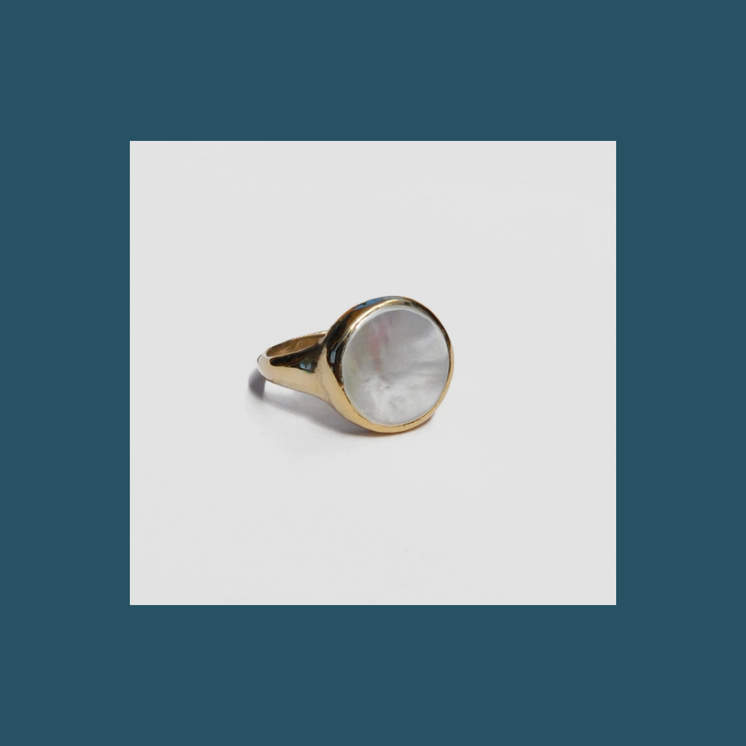 Lacuna Mother of Pearl Ring